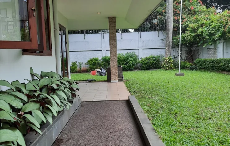 Rumah siap huni Simprug garden 4