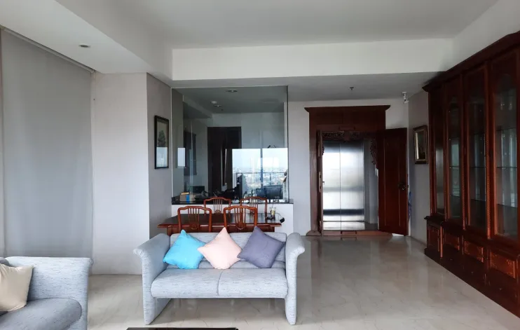 Disewa apartemen kemang village 3 bedroom luas 175 4