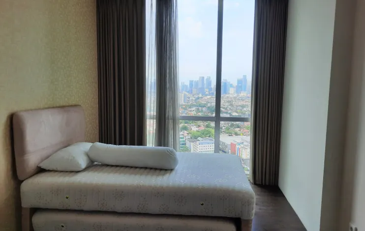 3 Bedrooms Kemang Village the Ritz tower high floor 9