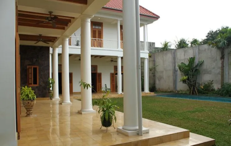 Beautiful classic house at near Kemang area 11