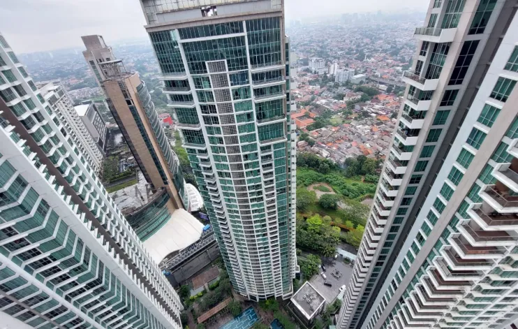 Duplex at The Tiffany Tower 7