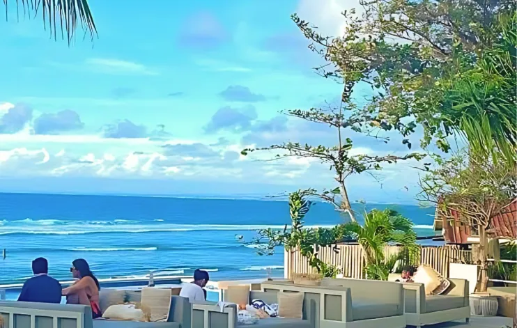 Rare Listing Bali Beach Club 7