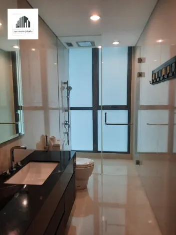 Apartemen Disewa 3 BR double private lift apartment unit 13 watermark_1658499513410