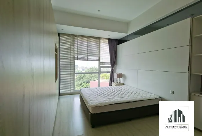 Apartemen Disewa 3 BR private lift apartemen dengan balkon yang luas 7 watermark_1660061590672