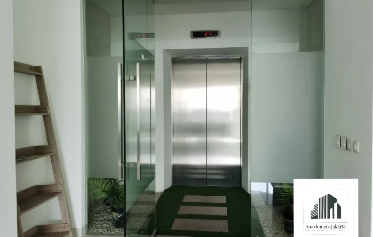 3 BR private lift apartemen dengan balkon yang luas 13