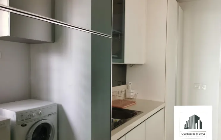 3 BR private lift apartemen dengan balkon yang luas 4