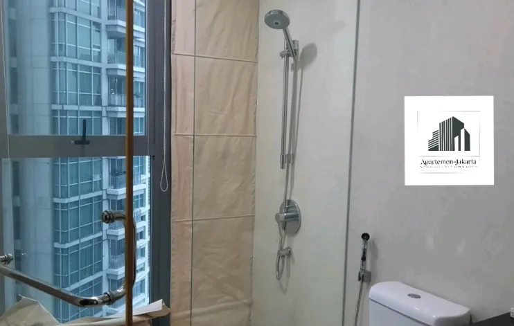 3BR double private lift Kemang Village 12