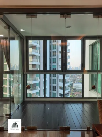 Apartemen Dijual 3 BR Double Private Lift Apartemen 3 watermark_1697285743652