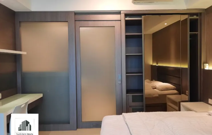 Studio Kemang Village Kamar Tidur Berpartisi 2