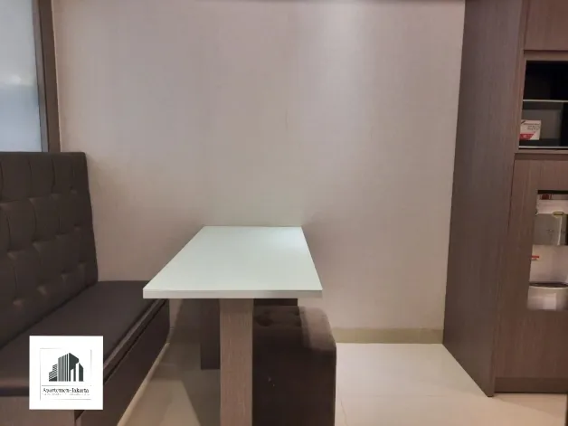 Apartemen Disewa Partitioned Bedroom Studio Kemang Village 5 watermark_1701526666591