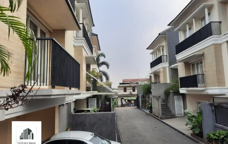 Rumah 3 BR Di Cluster Jakarta Selatan 1