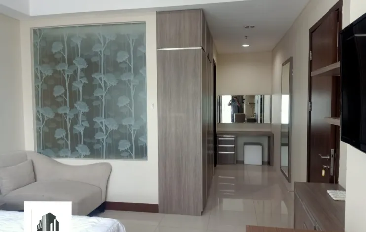 2 BR Apartemen Private Lift Lantai Rendah 6