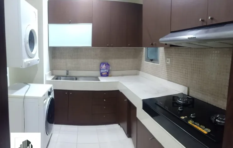 2 BR Apartemen Private Lift Lantai Rendah 14