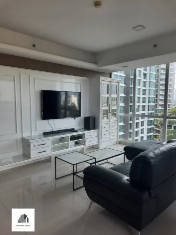 Apartemen Disewa 2 BR Private Lift Pet Friendly 5 watermark_1707834410465