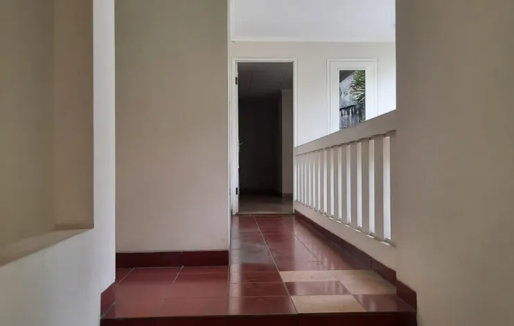 House in the Menteng area suitable for ambassadors 29