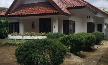 Rumah Dijual di Jakarta Pusat Beautiful And Sturdy Vintage House At Menteng