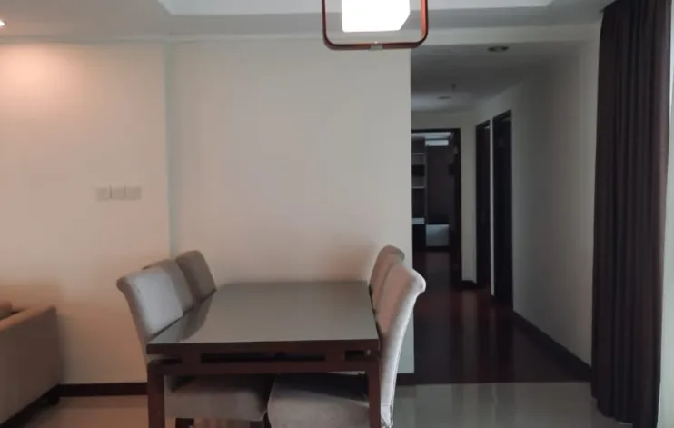 3 BR Pet Friendly Apartment at South Jakarta 3