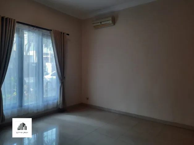 Rumah Disewa Beautiful Well Maintained House At kemang South Jakarta 5 watermark_1714813826933