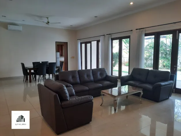 Rumah Disewa Beautiful Well Maintained House At kemang South Jakarta 16 watermark_1714814089070