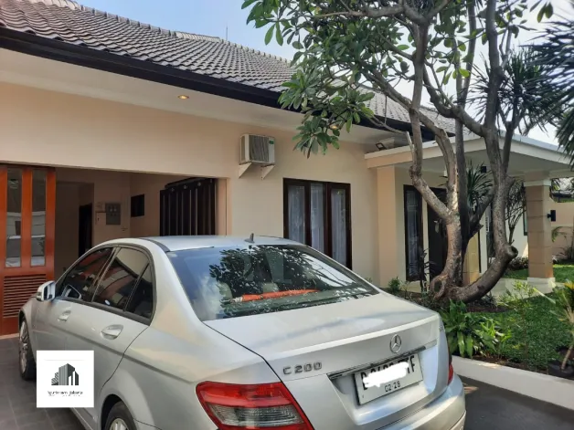 Rumah Disewa Beautiful Well Maintained House At kemang South Jakarta 2 watermark_1714814398235