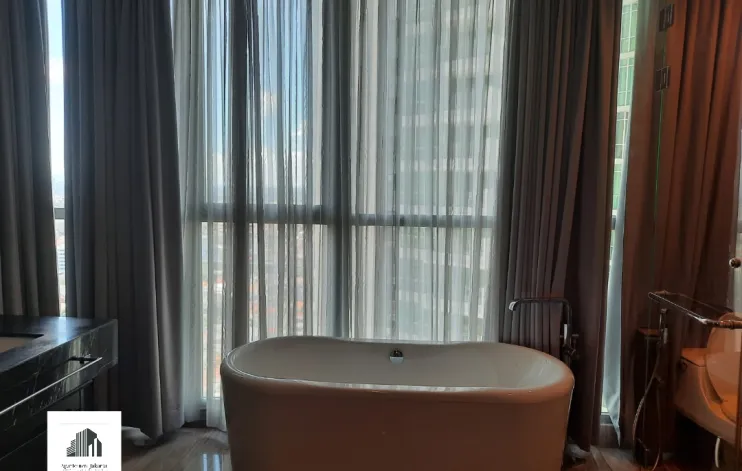 3 BR Extra Spacious The Bloomington Kemang Village 9