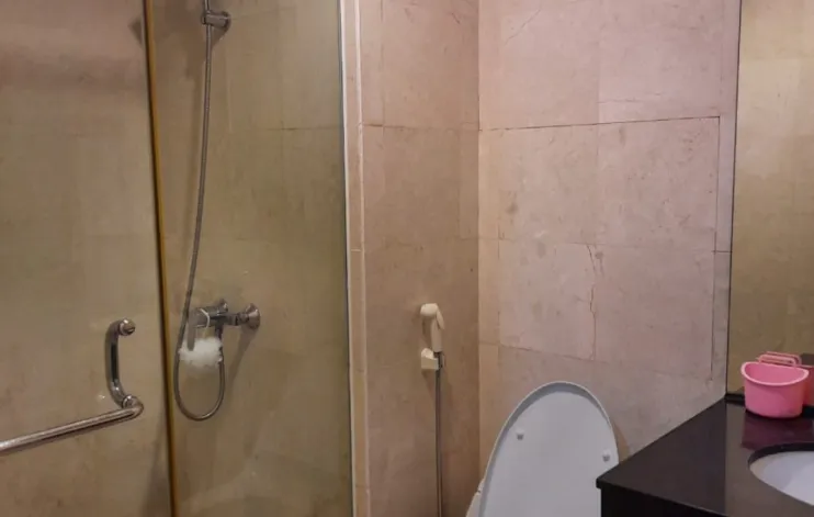Apartemen 2 BR Pet friendly Kemang Village 12