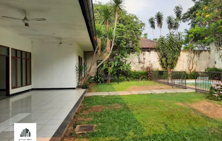 Rumah 4 Kamar Di Pejaten Jakarta Selatan 18