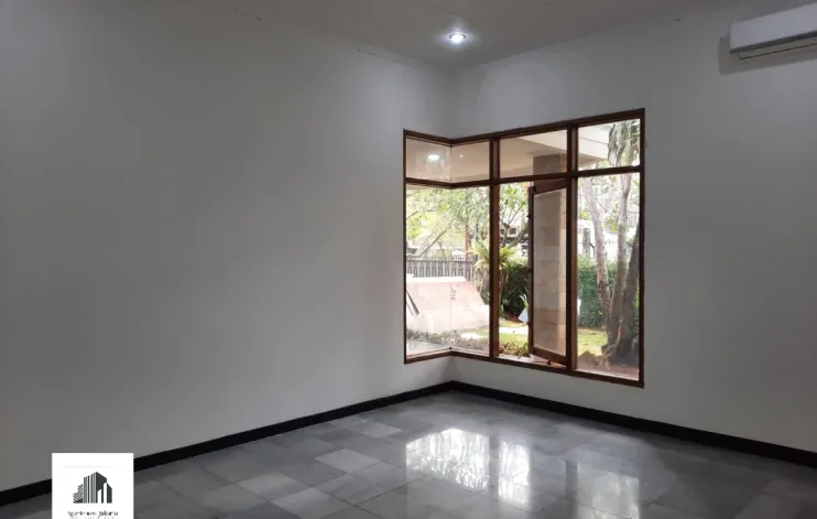 Rumah 4 Kamar Di Pejaten Jakarta Selatan 6