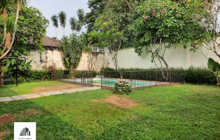 Rumah 4 Kamar Di Pejaten Jakarta Selatan 14