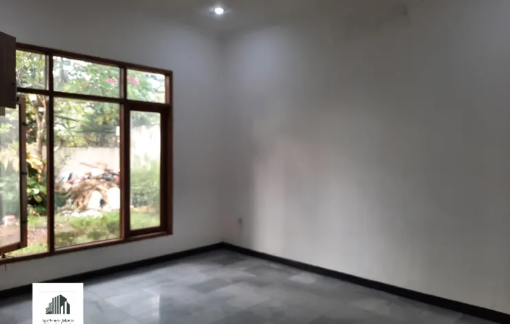 Rumah 4 Kamar Di Pejaten Jakarta Selatan 8