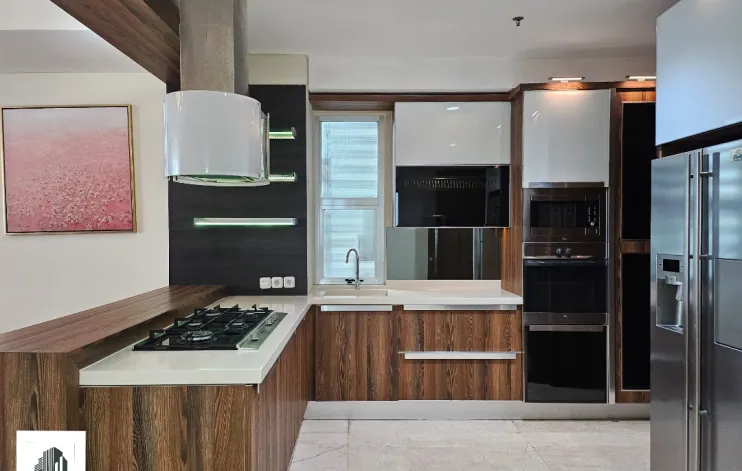 4 BR Private lift Apartemen Kemang Village 2