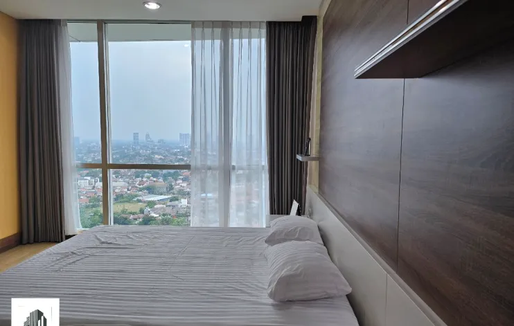 4 BR Private lift Apartemen Kemang Village 8