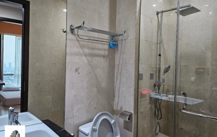 4 BR Private lift Apartemen Kemang Village 15