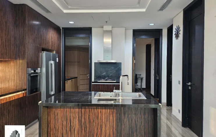 3 BR Bloomington Apartemen Kemang Village 6