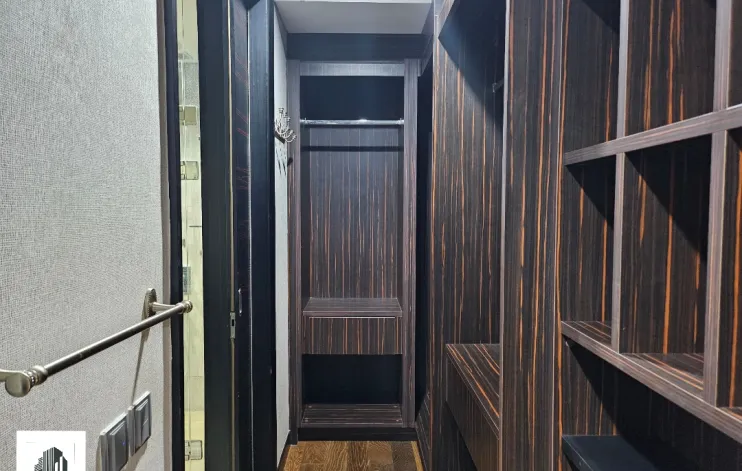 3 BR Bloomington Apartemen Kemang Village 9