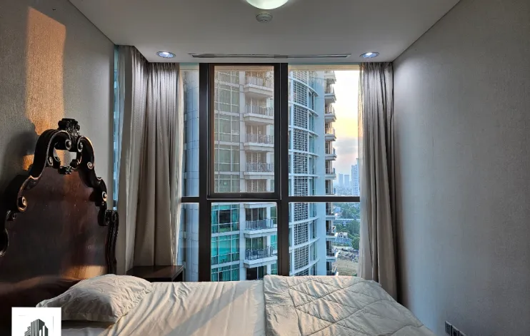 3 BR Bloomington Apartemen Kemang Village 20