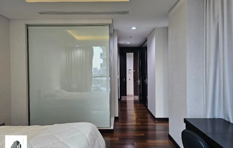 3 BR Bloomington Apartemen Kemang Village 8