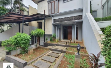 Rumah Dijual di Jakarta selatan FAST SALE Cluster House In Lebak Bulus