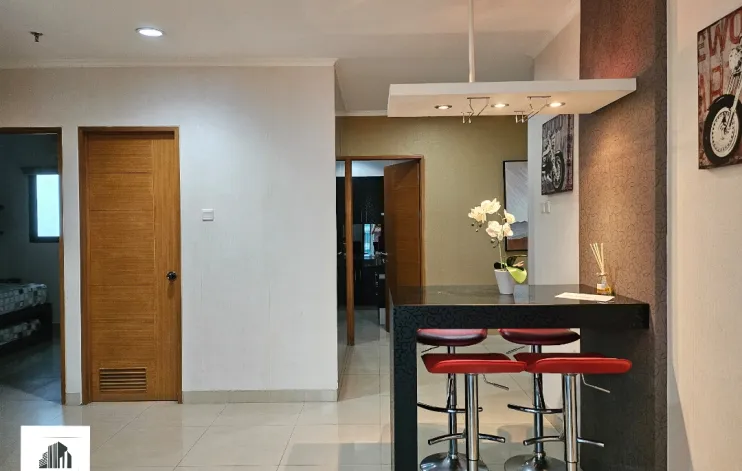 2 BR Apartemen Hampton