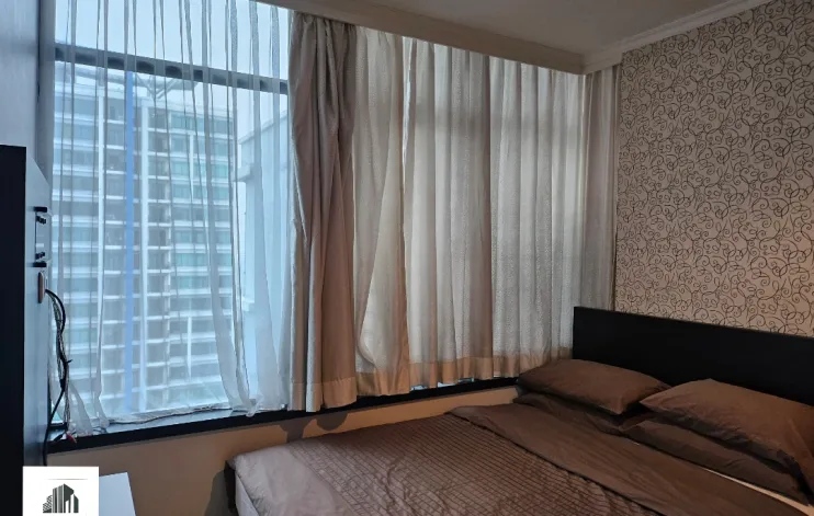 2 BR Apartemen Hampton