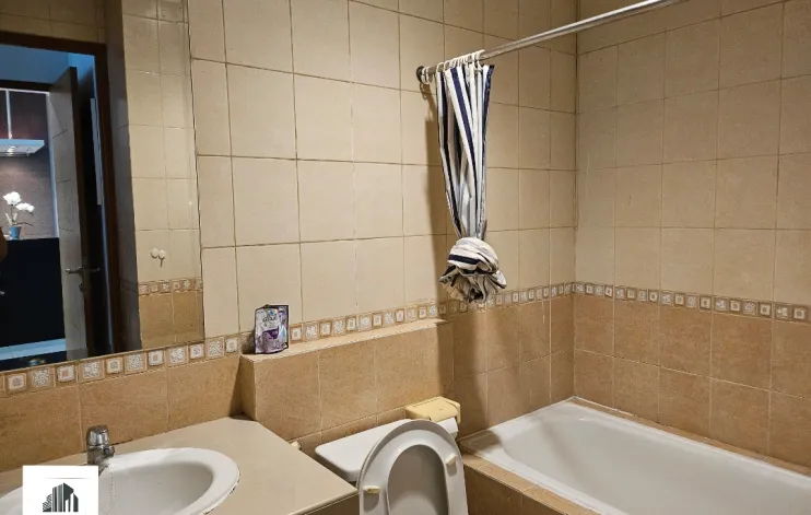 2 BR Apartemen Hampton