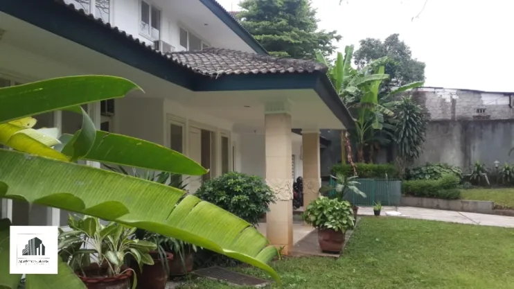 Rumah Dijual For Sale House With a Large Plot Of Land In South Jakarta 3 watermark_1733313116628