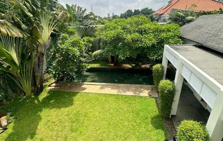 Beautiful House South Jakarta 26