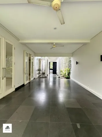 Rumah Dijual Beautiful House South Jakarta 5 watermark_1733382396196