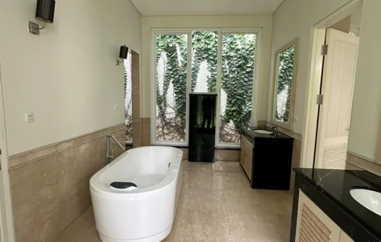 Beautiful House South Jakarta 19