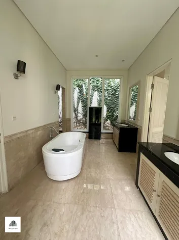 Rumah Dijual Beautiful House South Jakarta 19 watermark_1733382432406