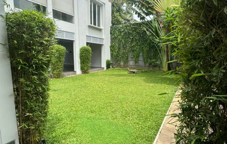 Beautiful House South Jakarta 12