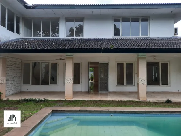 Rumah Dijual For Sale House With a Large Plot Of Land In South Jakarta 13 watermark_1733402060317