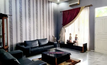 Rumah Dijual di Jakarta selatan Good Price 4BR Classic Big House 