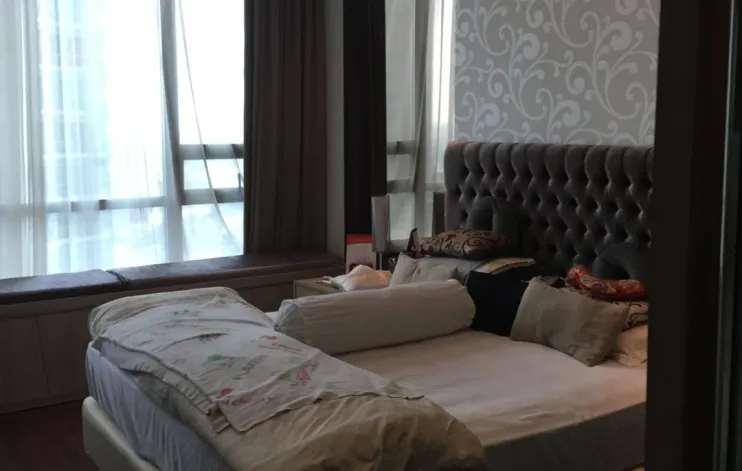 HOT SALE Private Lift 3 BR Kemang Village 3